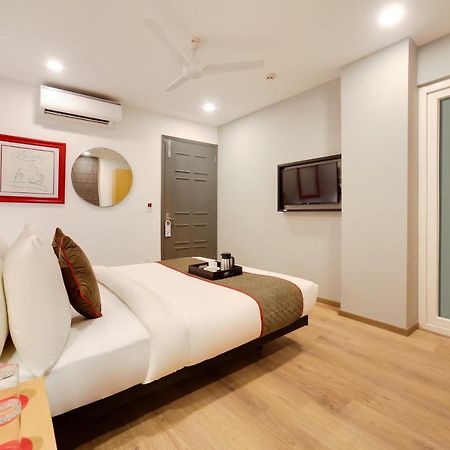 Oyo Townhouse 019 Anand Vihar Hotel Nova Deli Exterior foto