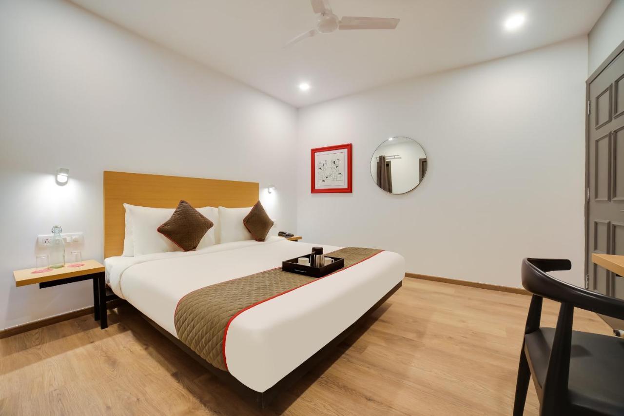 Oyo Townhouse 019 Anand Vihar Hotel Nova Deli Exterior foto