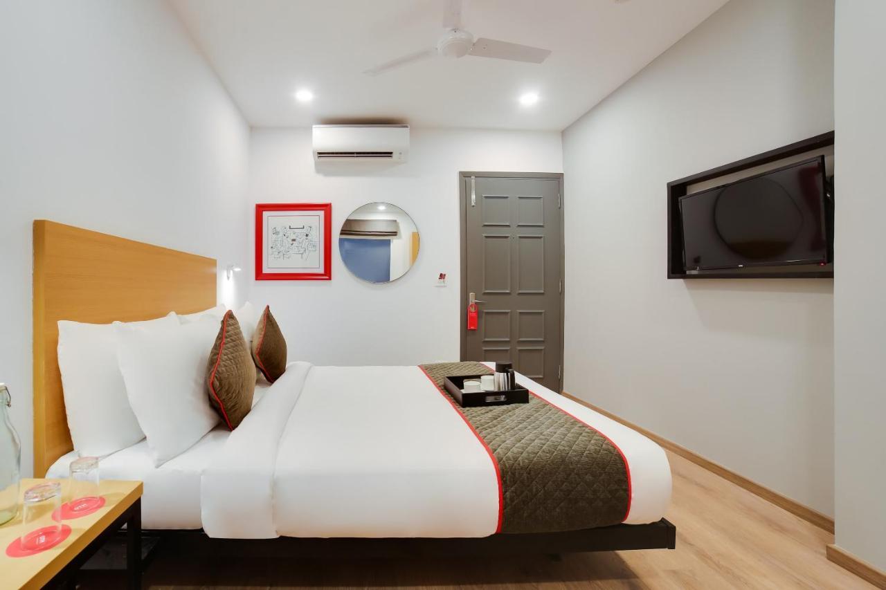 Oyo Townhouse 019 Anand Vihar Hotel Nova Deli Exterior foto