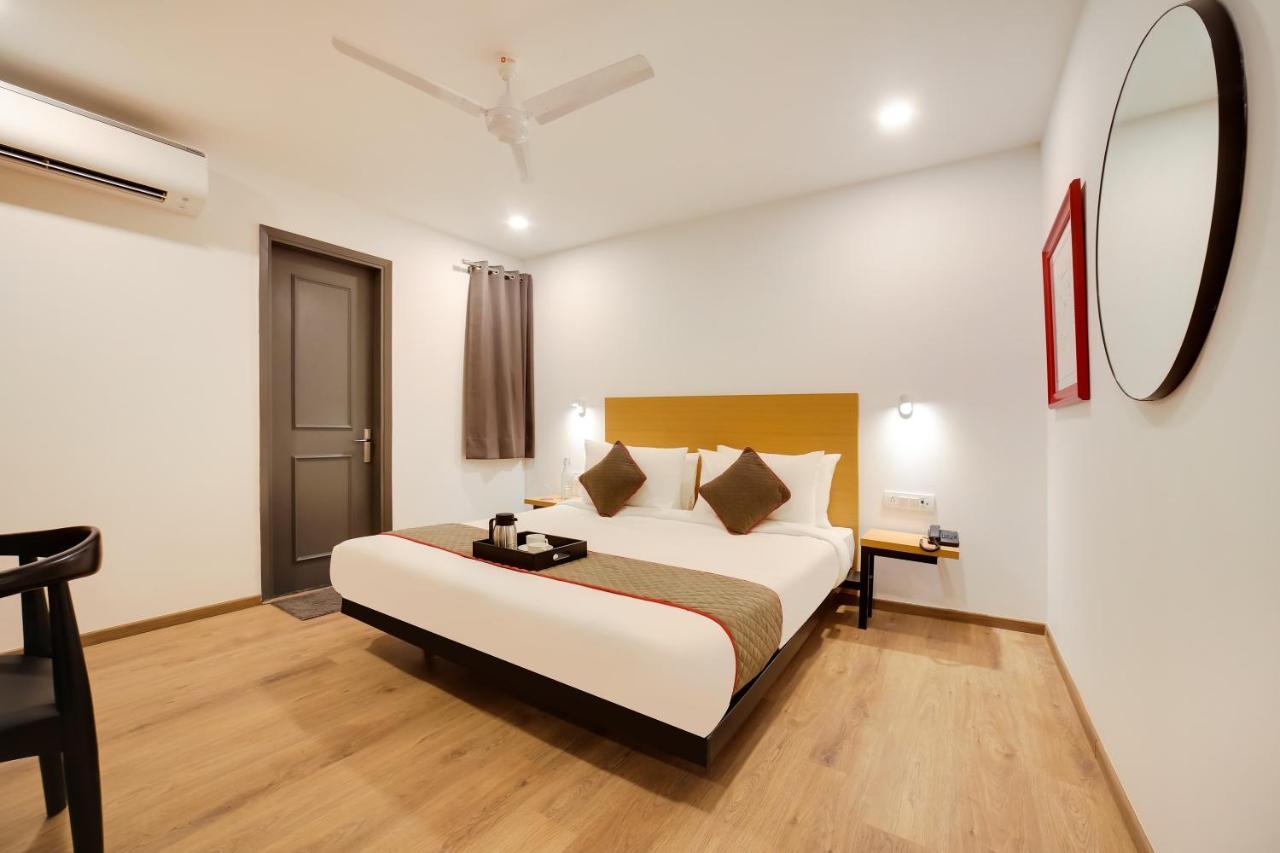 Oyo Townhouse 019 Anand Vihar Hotel Nova Deli Exterior foto